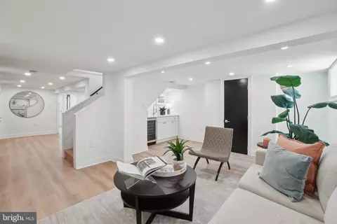 4423 Volta Pl NW, Washington, DC 20007 photo 23