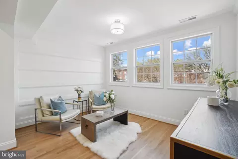 4423 Volta Pl NW, Washington, DC 20007 photo 12