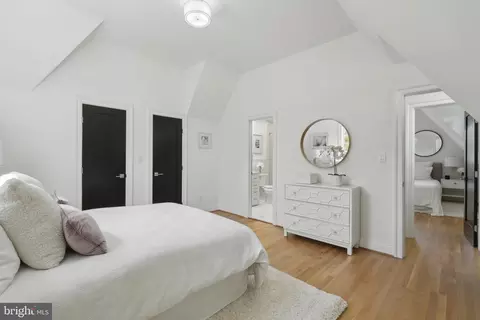 4423 Volta Pl NW, Washington, DC 20007 photo 20