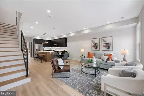 Entry Way - 313 I NE #2, Washington, DC 20002 photo 1 of 3