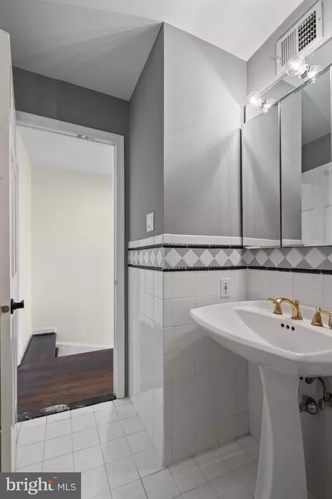 Bath - 1230 C St SE, Washington, DC 20003 photo 3 of 4