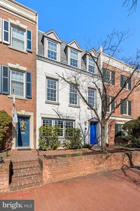 Exterior - 1230 C St SE, Washington, DC 20003 photo 13 of 13