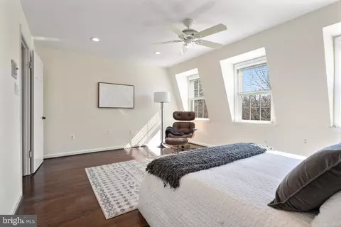 Bedroom - 1230 C St SE, Washington, DC 20003 photo 3 of 7