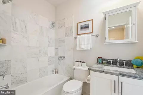 906 3rd Pl SE, Washington, DC 20003 photo 23