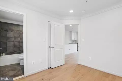 906 3rd Pl SE, Washington, DC 20003 photo 35