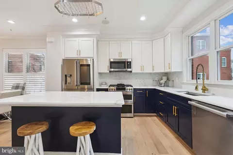 906 3rd Pl SE, Washington, DC 20003 photo 10