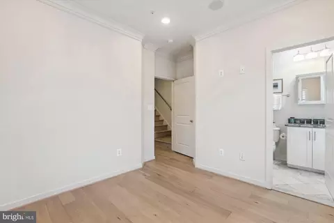 906 3rd Pl SE, Washington, DC 20003 photo 26
