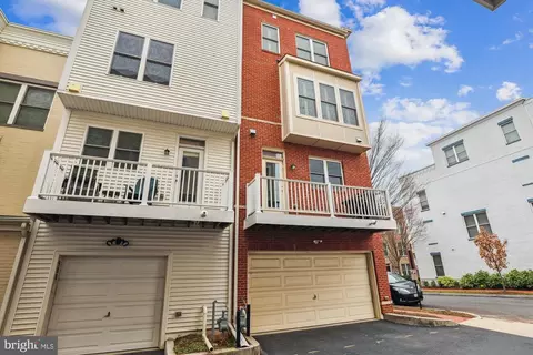 906 3rd Pl SE, Washington, DC 20003 photo 42