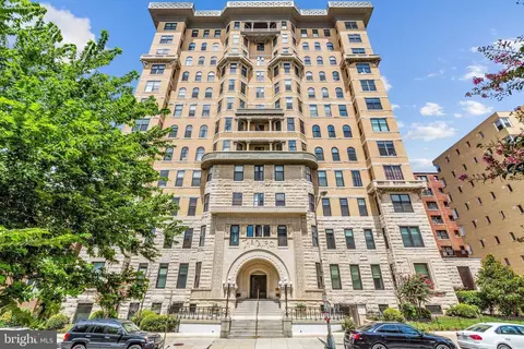1615 Q St NW #1008, Washington, DC 20009