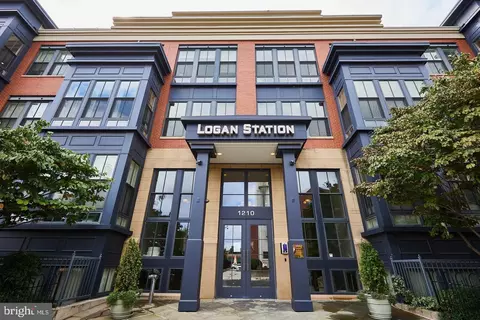 1210 R St NW #10, Washington, DC 20009