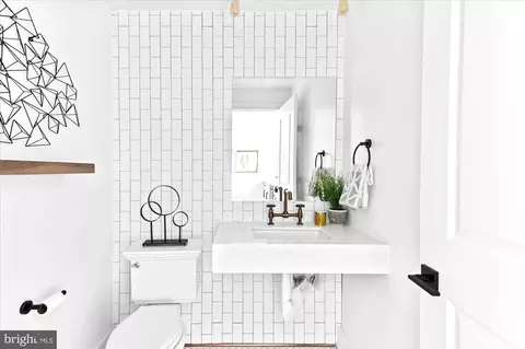 1402 H St NE #405, Washington, DC 20002 photo 3