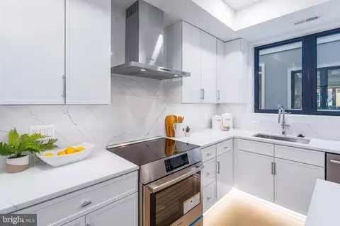 Kitchen - 507 L NE #A, Washington, DC 20002 photo 4 of 7