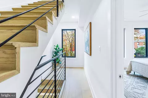 Entry Way - 507 L NE #A, Washington, DC 20002 photo 13 of 19