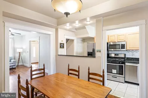 1518 A St NE, Washington, DC 20002