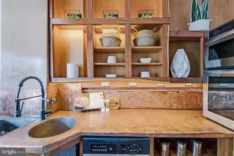 1704 Constitution Ave NE, Washington, DC 20002 photo 13