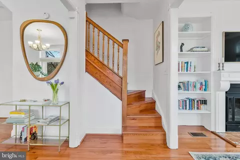 Entry Way - 1603 C St SE, Washington, DC 20003 photo 3 of 6