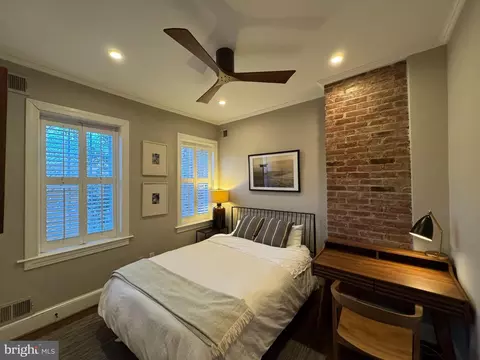 329 7th St NE, Washington, DC 20002 photo 38