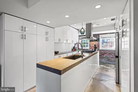 329 7th St NE, Washington, DC 20002 photo 22