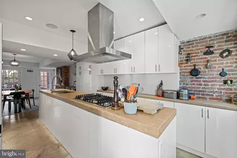 329 7th St NE, Washington, DC 20002 photo 23