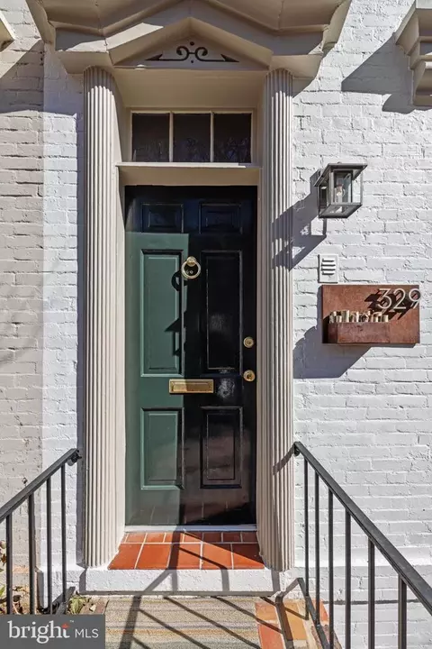 329 7th St NE, Washington, DC 20002 photo 4