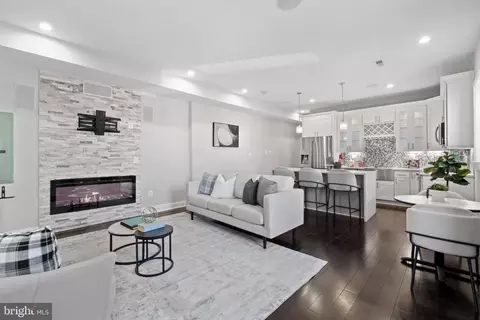 1501 1st St NW #1, Washington, DC 20001
