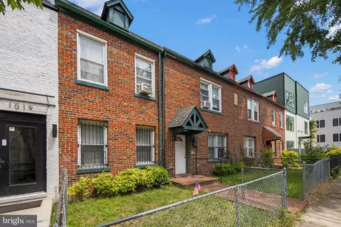 1017 17th Pl NE, Washington, DC 20002