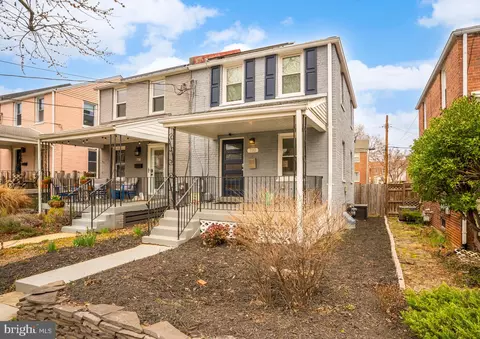 732 Emerson St NE, Washington, DC 20017