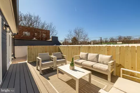 2639 41st St NW #PH1, Washington, DC 20007