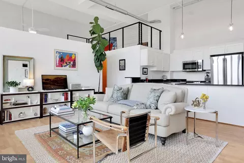 Living - 440 12th St NE #209, Washington, DC 20002 photo 2 of 2