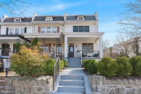 640 Farragut St NW, Washington, DC 20011