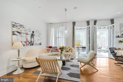 2735 Macomb St NW, Washington, DC 20008 photo 16