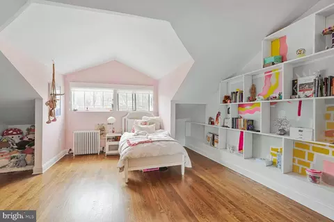 2735 Macomb St NW, Washington, DC 20008 photo 36