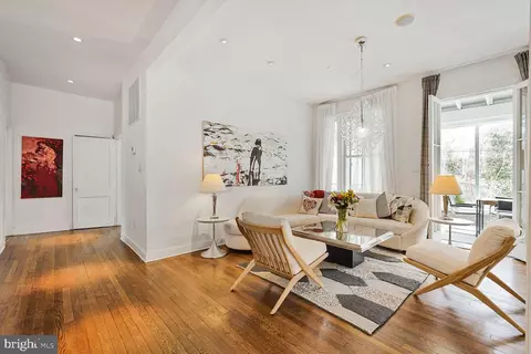 2735 Macomb St NW, Washington, DC 20008 photo 15