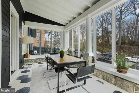 2735 Macomb St NW, Washington, DC 20008 photo 17