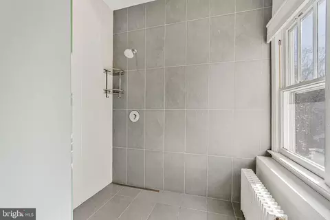 2735 Macomb St NW, Washington, DC 20008 photo 33