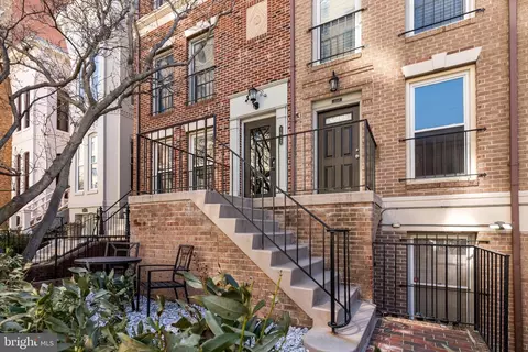 1612 Q St NW #4, Washington, DC 20009