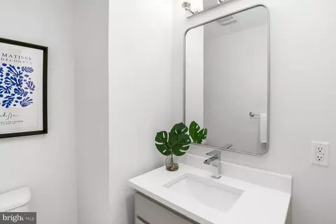 Bath - 1640 Kramer St NE, Washington, DC 20002 photo 1 of 2