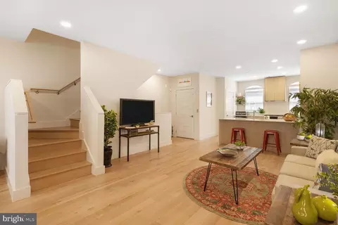 Other - 1309 E Street St SE #35, Washington, DC 20003 photo 4 of 13