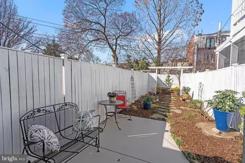 527 5th St SE, Washington, DC 20003 photo 14