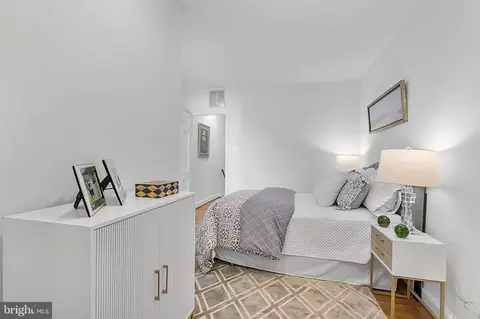 527 5th St SE, Washington, DC 20003 photo 18