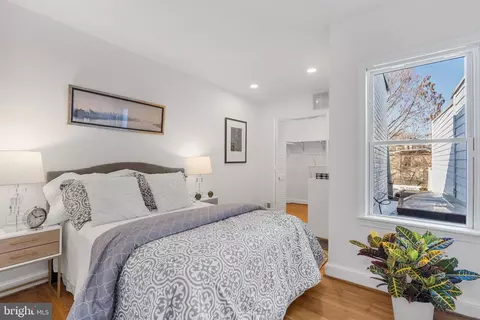 527 5th St SE, Washington, DC 20003 photo 16