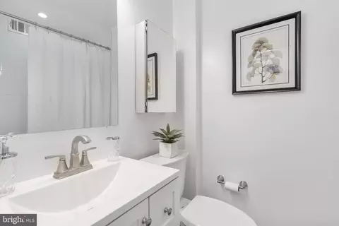 527 5th St SE, Washington, DC 20003 photo 21