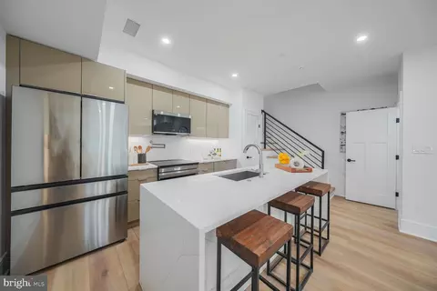 2524 41st St NW #PH4, Washington, DC 20007 photo 9