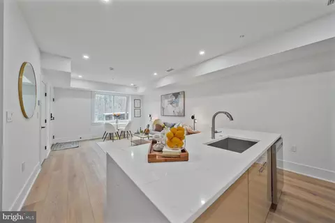 2524 41st St NW #PH4, Washington, DC 20007 photo 11
