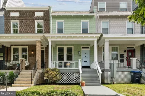 1707 D St SE, Washington, DC 20003