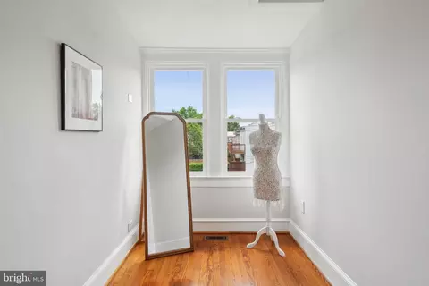 1707 D St SE, Washington, DC 20003 photo 18