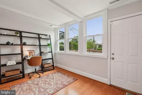 1707 D St SE, Washington, DC 20003 photo 11