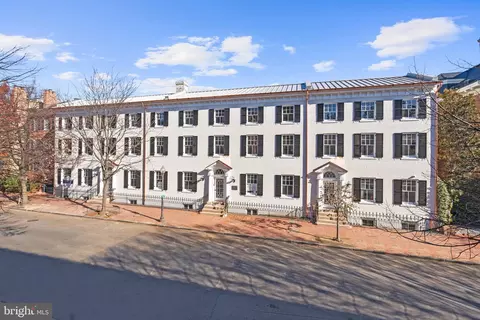 1305 30th St NW #205, Washington, DC 20007