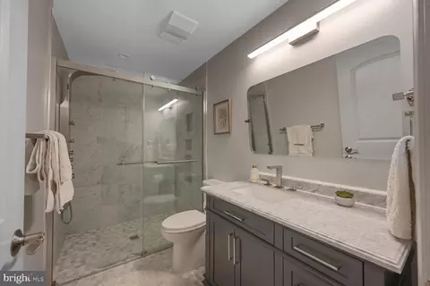 Bath - 1353 E Capitol St SE, Washington, DC 20003 photo 6 of 6