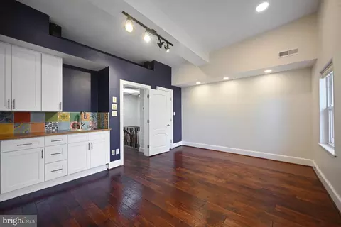 Other - 1353 E Capitol St SE, Washington, DC 20003 photo 6 of 8